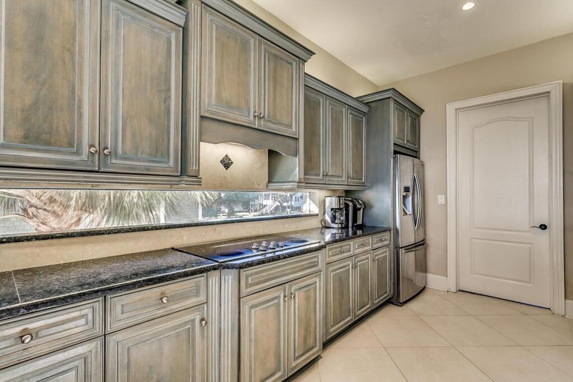Low Tide Too (Sleeps 20) photo