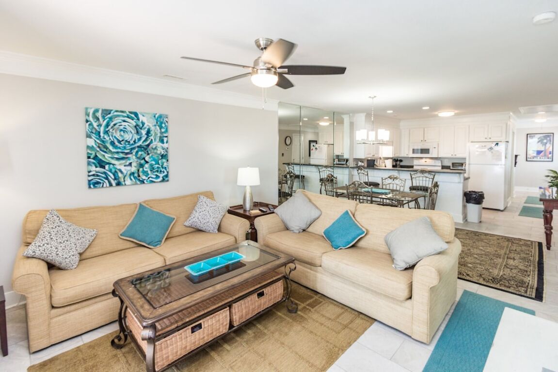 LUX, PRIVATE OCEANFRONT! 5 STAR! LG BALCONY! 5 STAR! BOOKING FOR SPRING/SUMMER! photo