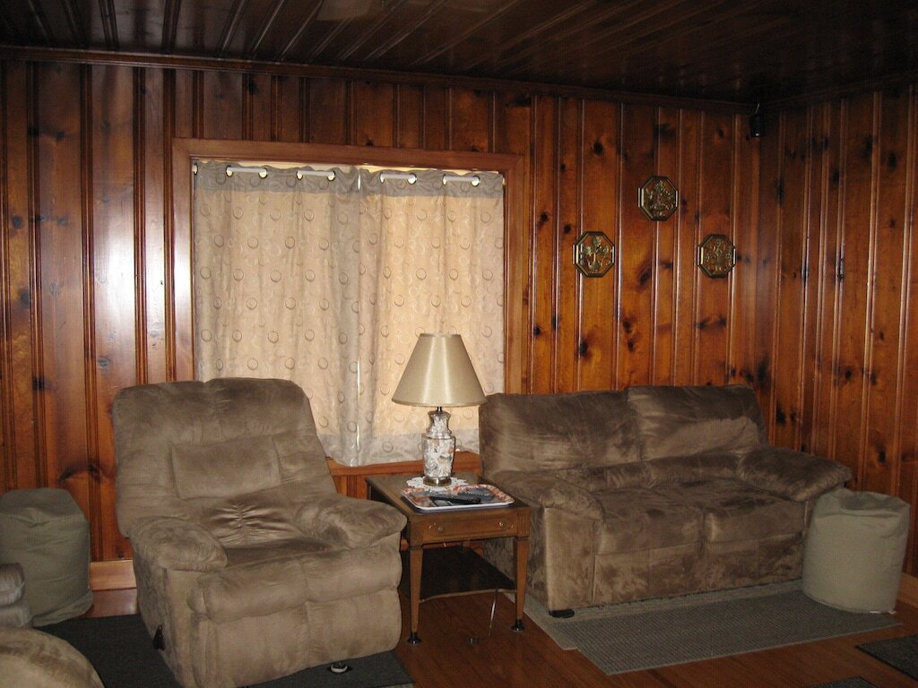 Cozy Beach Cottage on private lot near beach with private parking photo