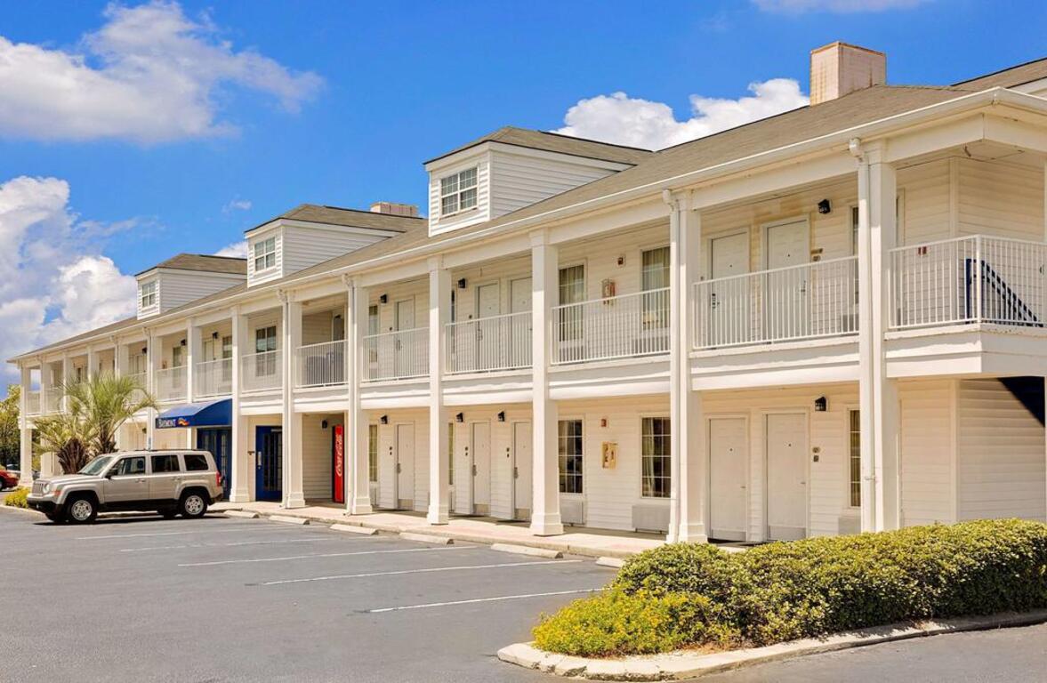 Baymont by Wyndham Georgetown/Near Georgetown Marina photo