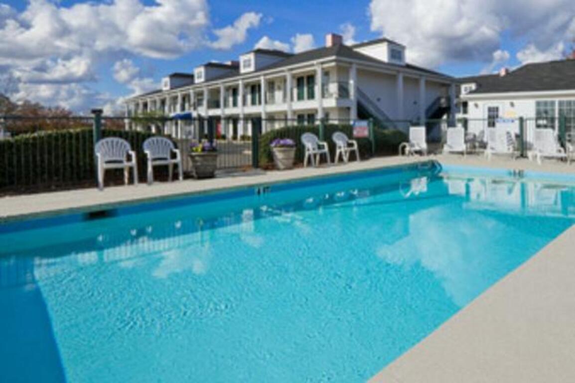 Baymont by Wyndham Georgetown/Near Georgetown Marina photo