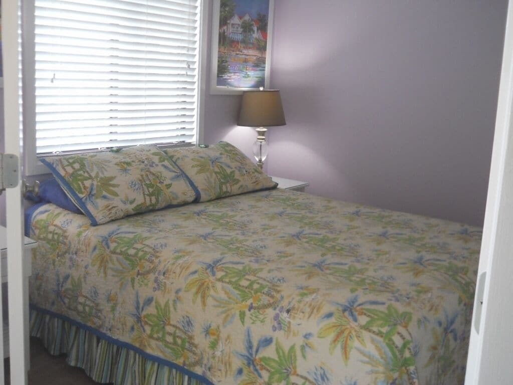 Beach Paradise! Direct Ocean Front End Unit! Prime Location! Beautiful Beach! photo