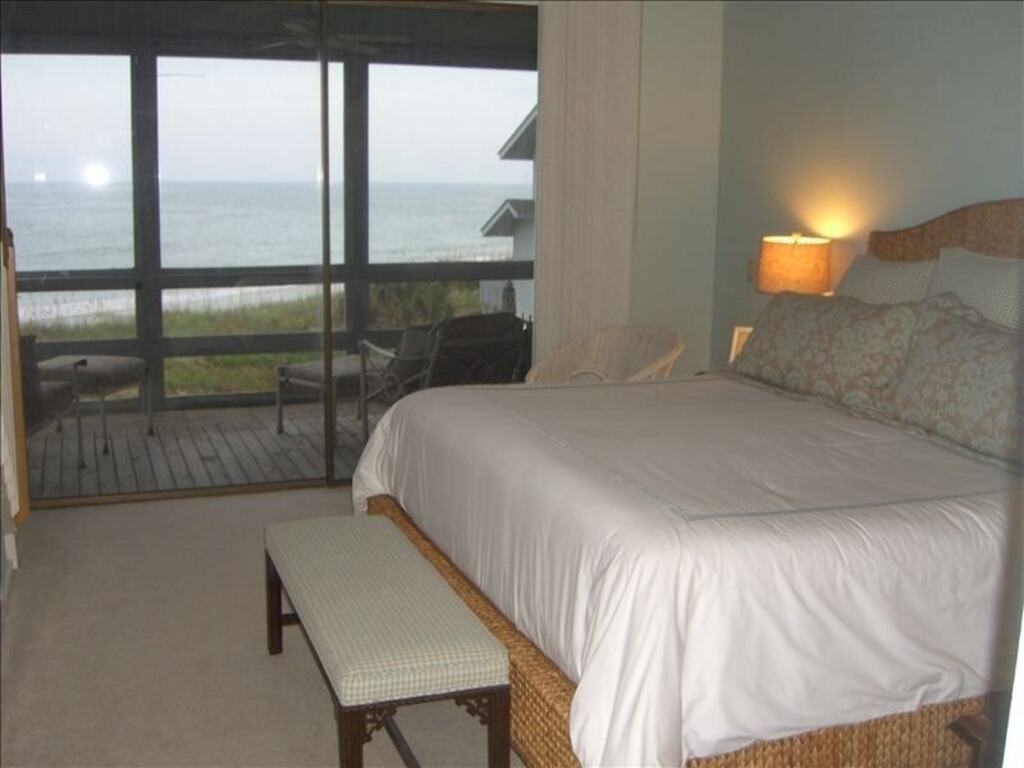 50 Steps to Beach--Beautiful Oceanfront Tri-Level Townhouse photo