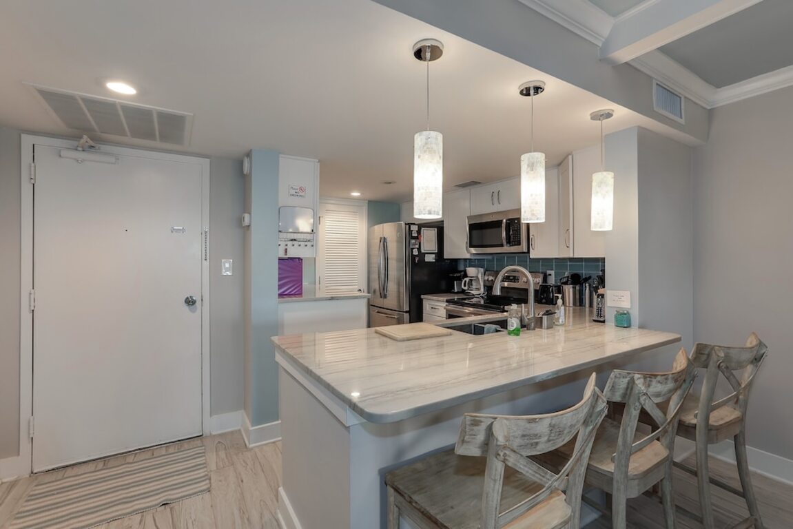 Amazing Oceanfront Condo on Amelia Island - Quiet beach in Surf & Racquet photo