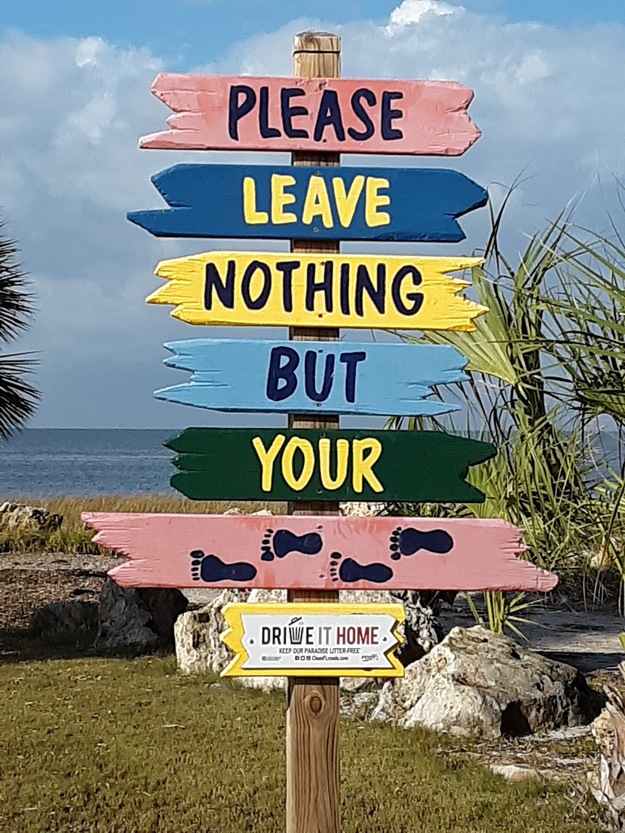 Info shield in Hagens Cove Park Florida