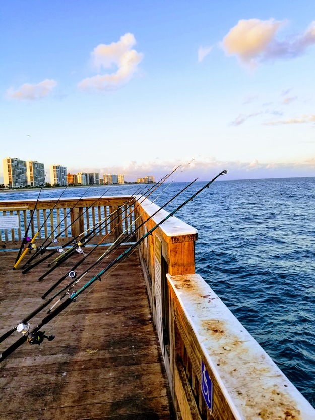 Deerfield Beach fishing pier