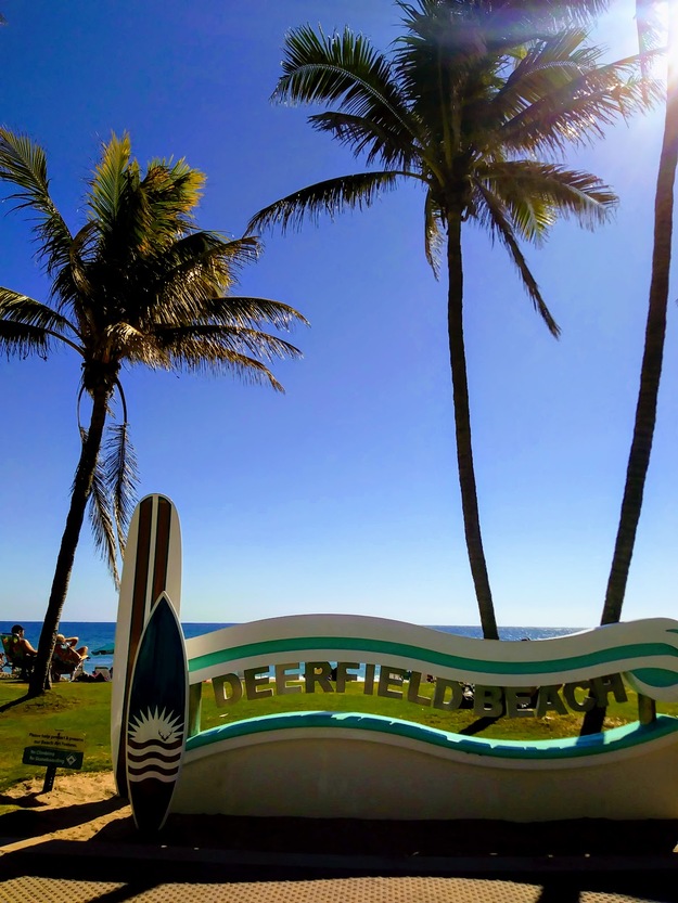 Entrance to Deerfield Beach