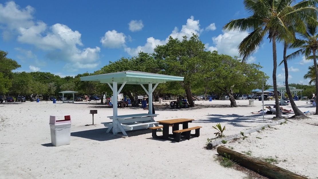 Picnic table