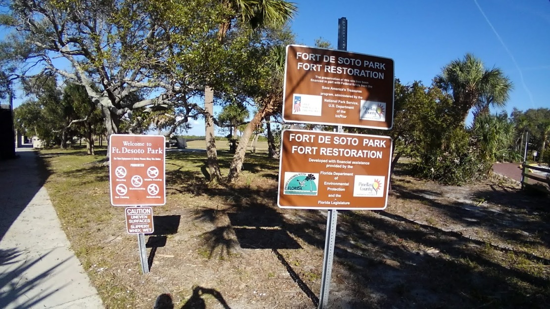 Fort De Soto Park Beach