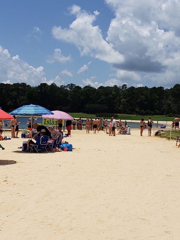 Robin Lake Beach